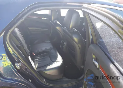 2014 Chrysler 300 z USA, uszkodzony, nr VIN 2C3CCAAG3EH382652